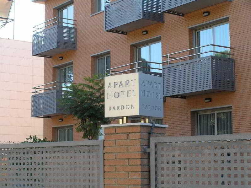 Aparthotel Bardon Castelldefels Zewnętrze zdjęcie